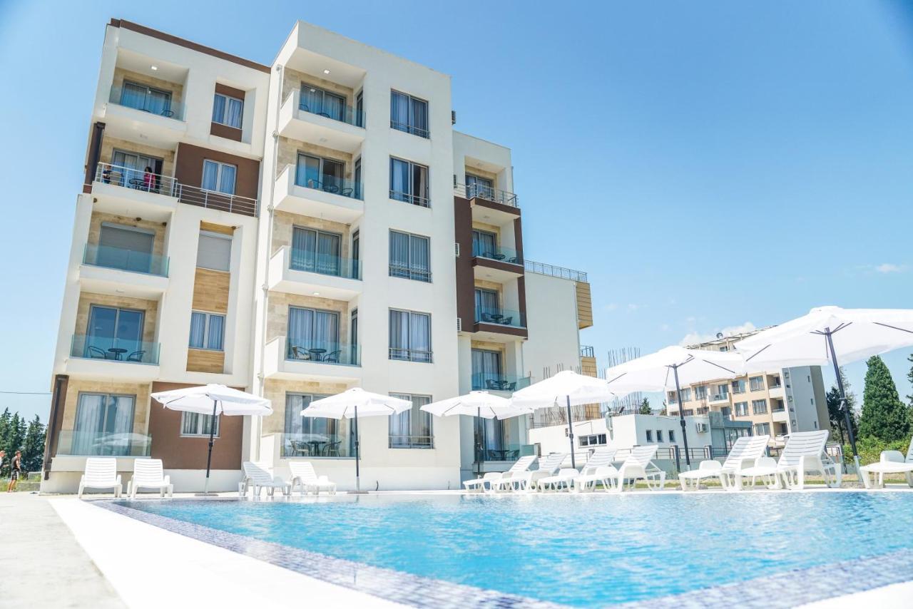 La Dolce Vita Residence Ulcinj Buitenkant foto
