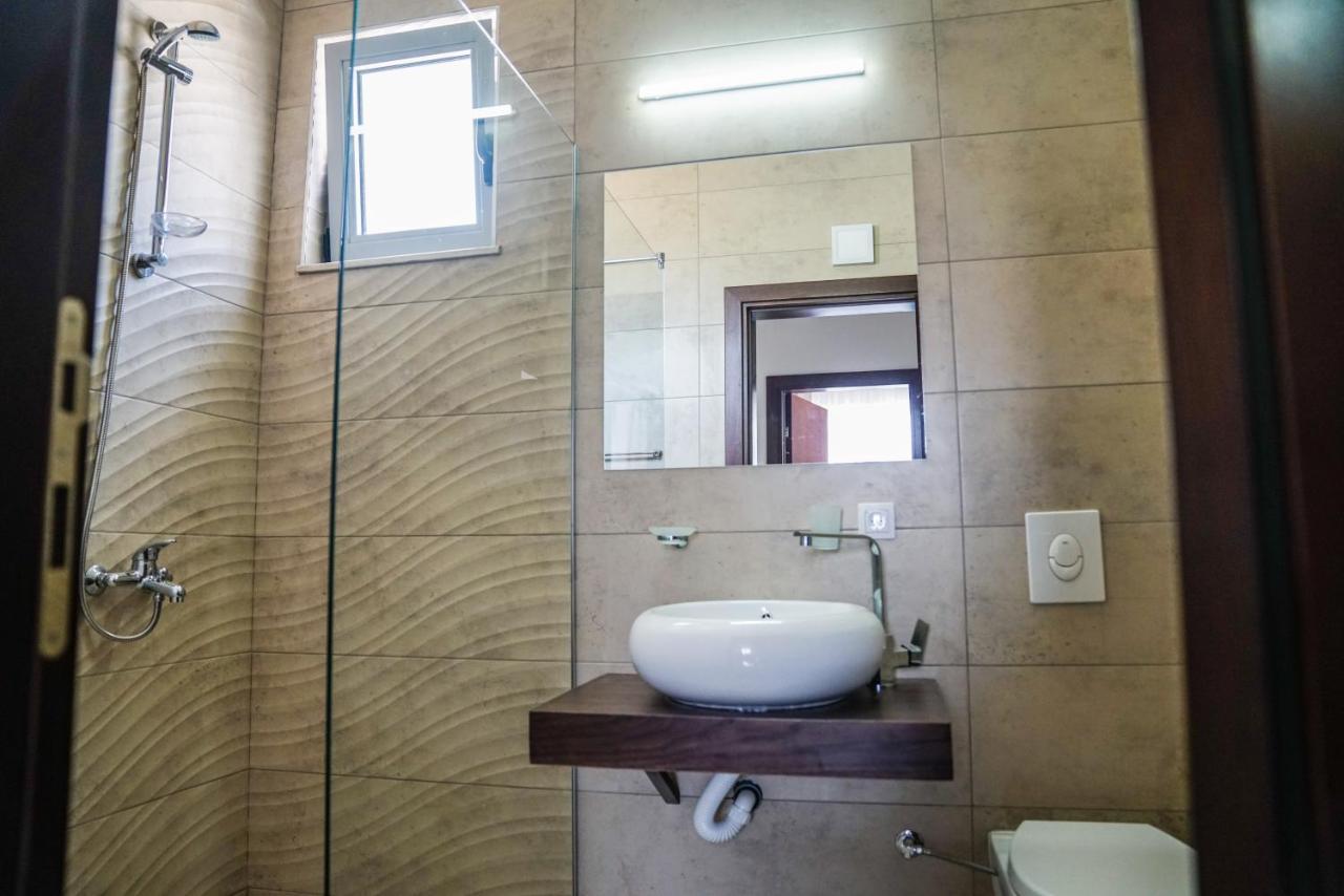 La Dolce Vita Residence Ulcinj Buitenkant foto