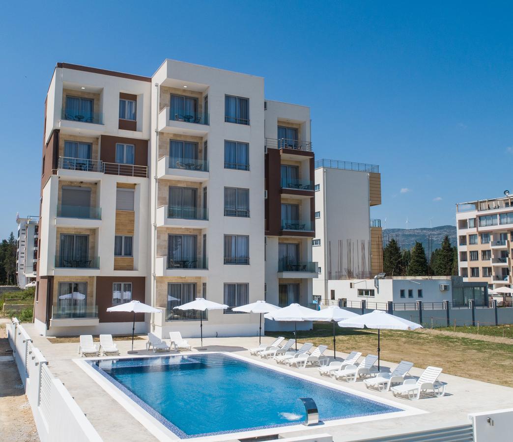 La Dolce Vita Residence Ulcinj Buitenkant foto